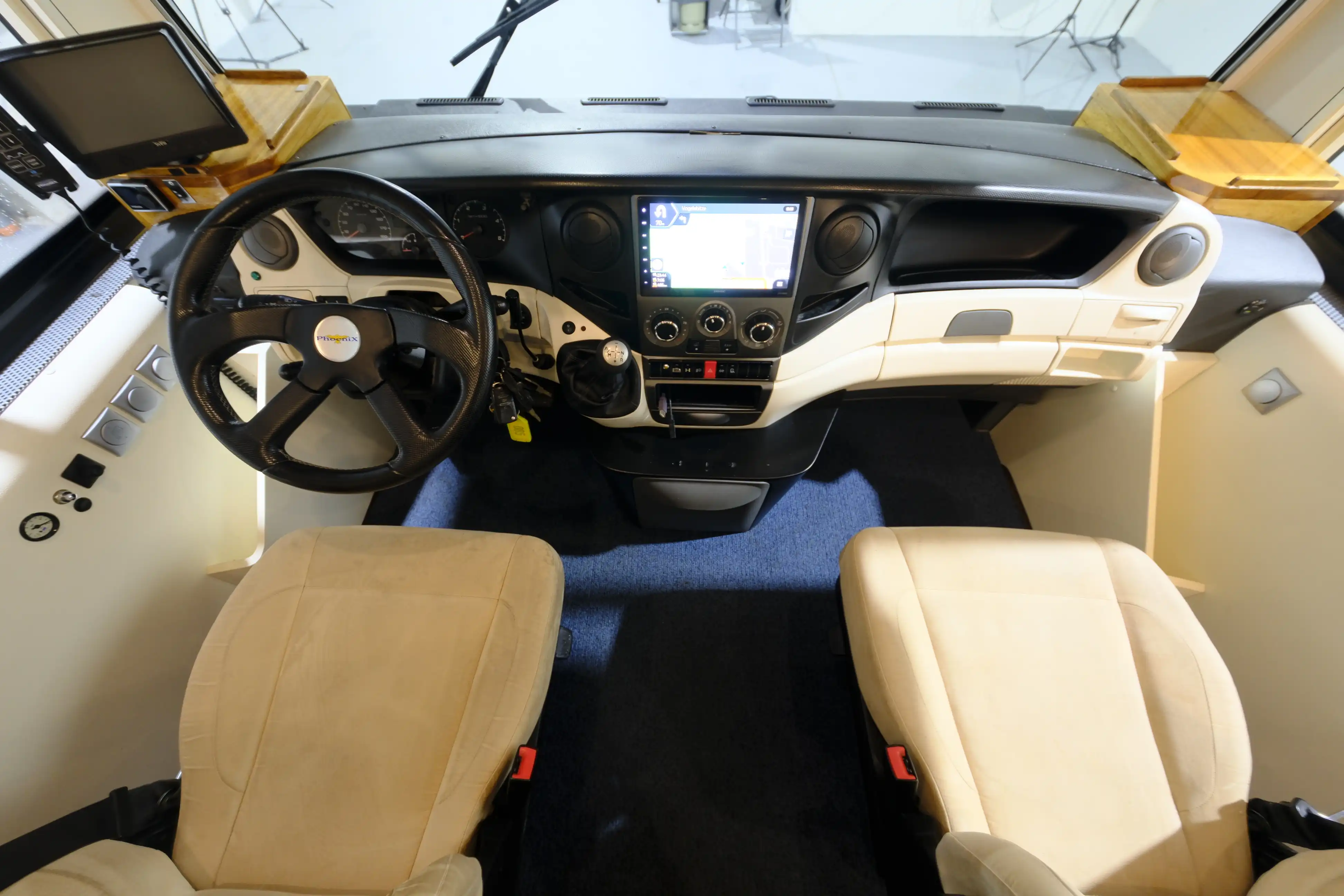 PHOENIX Liner 8800 MBX - Ansicht 7